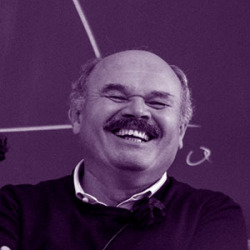 OSCAR FARINETTI